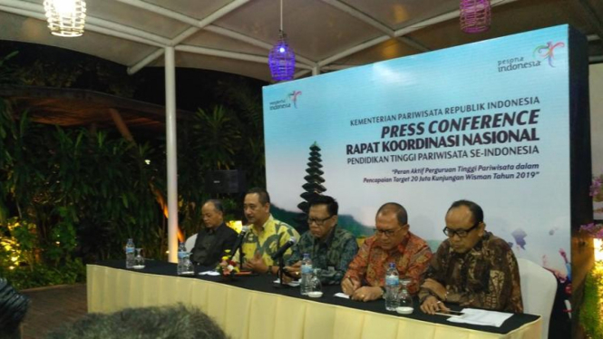 Kemenpar gelar Rakornas