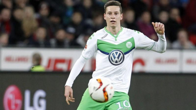 Gelandang VfL Wolfsburg, Julian Draxler