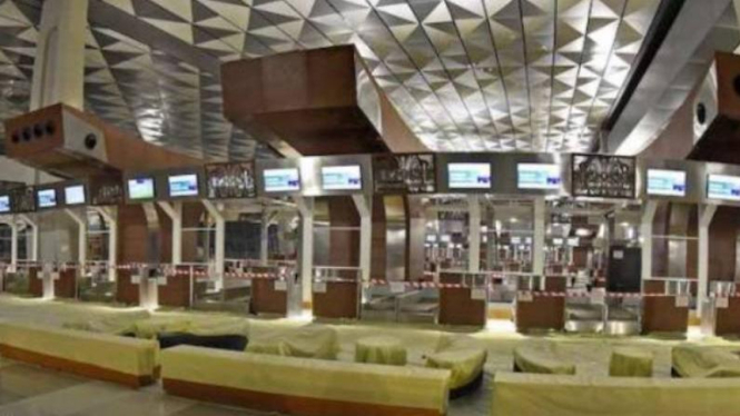 Terminal 3 Ultimate Bandara Soekarno Hatta, Tangerang, beroperasi mulai hari ini.