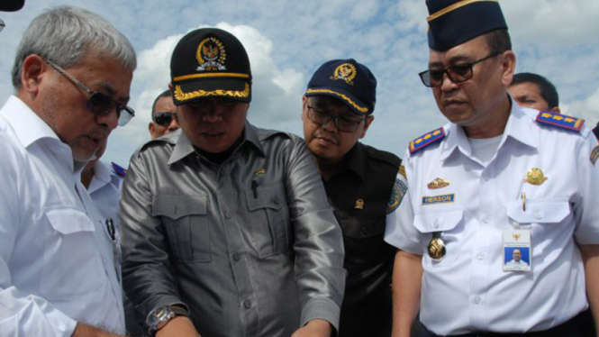 Kunjungan Kerja Komisi V DPR RI dipimpin Wakil Ketua Komisi V DPR RI Lasarus 