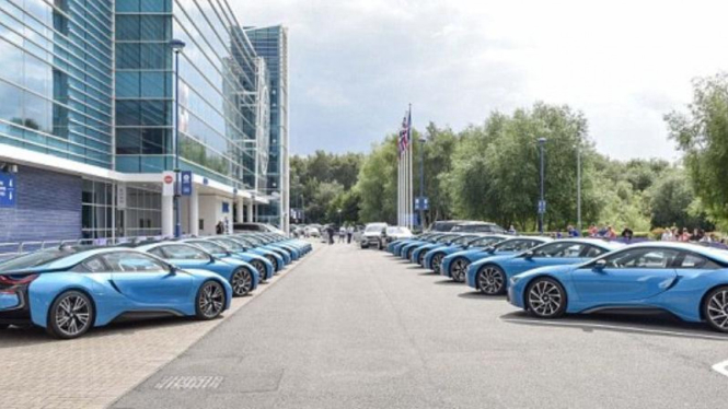 Mobil mewah BMW i8 milik para pemain Leicester City