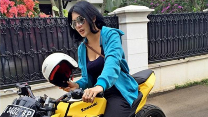 Nabila Putri.
