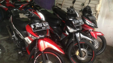 Jual beli motor bekas.