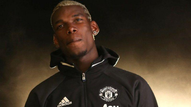Gelandang Manchester United, Paul Pogba