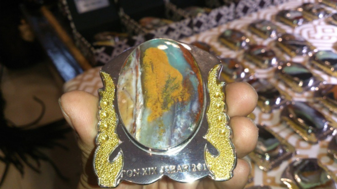 Batu Akik Souvenir PON XIX Tahun 2016
