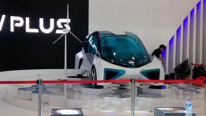 Mobil konsep Toyota FCV Plus.