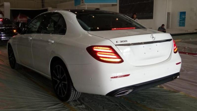 All New Mercedes-Benz E-300