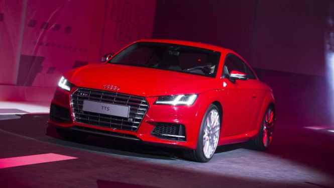 Audi TTS.
