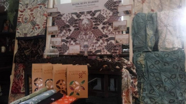 Carita Dasa Windu, Batik Rudy Habibie