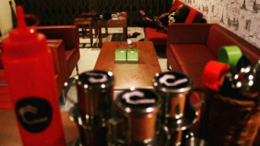 Salah satu kafe di Kompleks Pasar Segar, Makassar