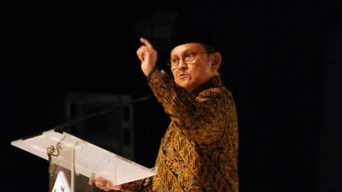 BJ Habibie.