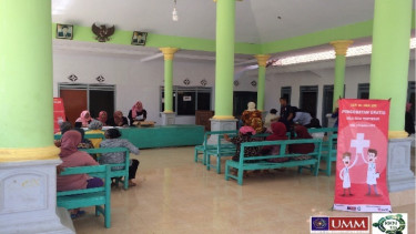 Pengobatan gratis oleh KKN 135 UMM