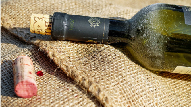 Ilustrasi wine.