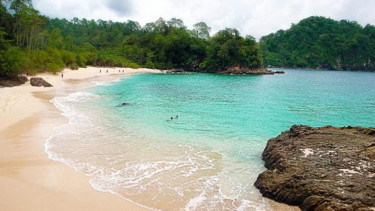 Green Bay Banyuwangi.