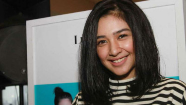 Mikha Tambayong.