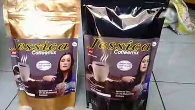 Kopi bergambar Jessica Kemala Wongso