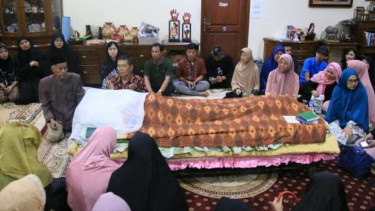 Jenazah almarhumah istri Tukul Arwana, Susiana.