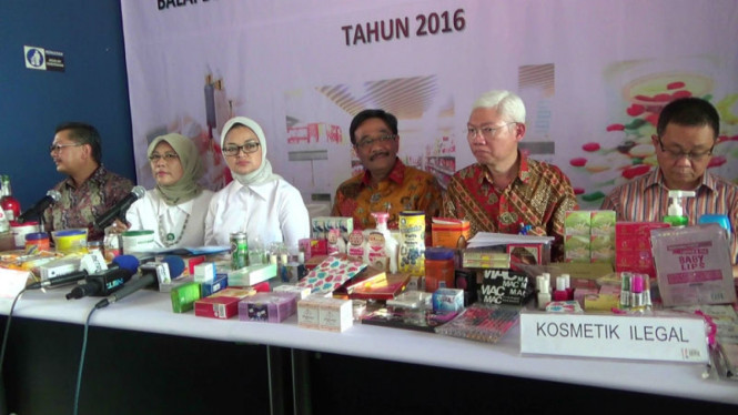 Pemusnahan obat dan makanan ilegal