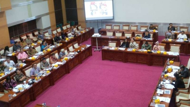 RDPU Operator Telekomunikasi dengan Komisi I DPR.