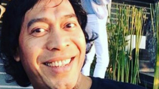 Waduh Komeng Alih Profesi Jadi Dukun, Ada Apa?