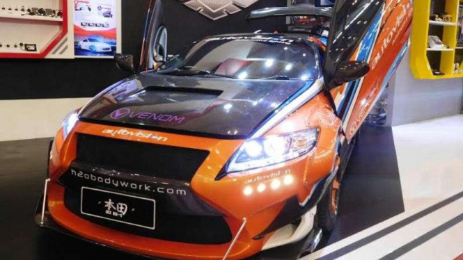 Modifikasi Honda CR-Z