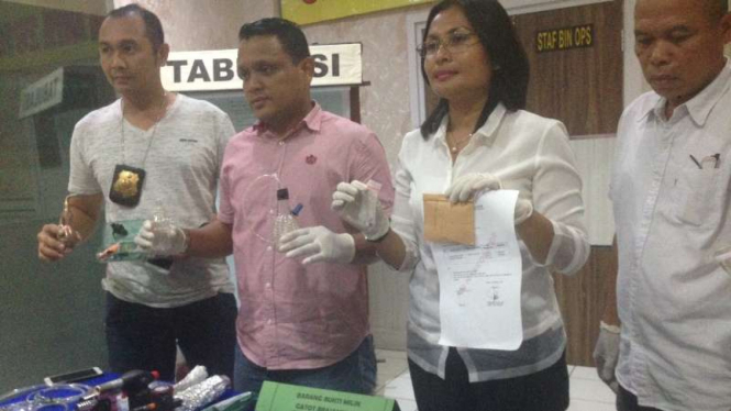 Polres Jakarta Selatan preskon soal penggeledahan rumah Aa Gatot.