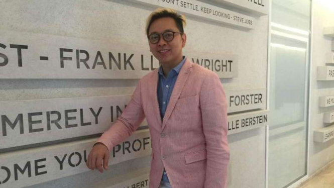 Pakar rambut  Lie Kuang