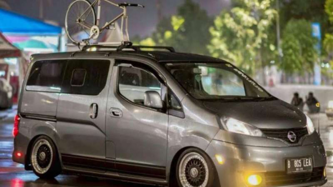Modifikasi Nissan Evalia