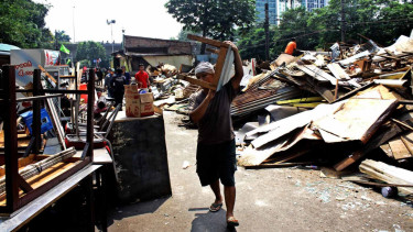 Penertiban Kawasan Rawajati Jaksel
