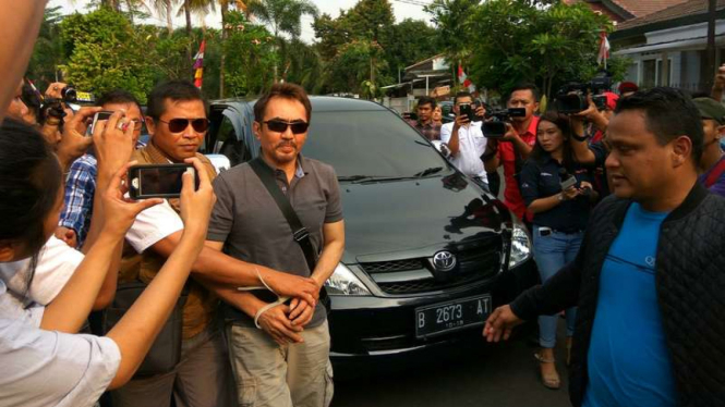 Gatot Brajamusti