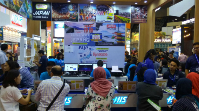 Ilustrasi agen travel/pameran travel.