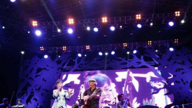 Konser Iwan Fals
