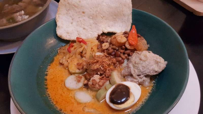 Lontong Cap Gomeh