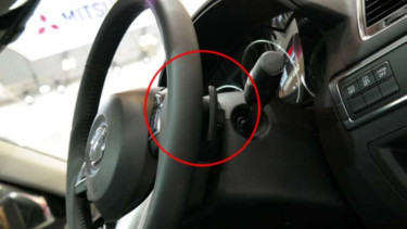 Padle shift pada mobil.