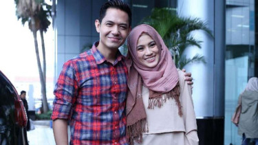 Dude Harlino dan Alyssa Soebandono