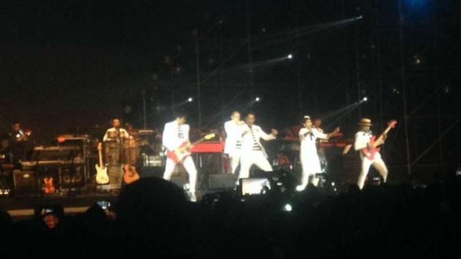 The Groove saat tampil bersama Maliq & D'Essentials di  Jakarta