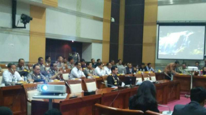 Uji kepatutan dan kelayakan Budi Gunawan sebagai kepala BIN di Komisi I DPR, Rabu, 7 September 2016.