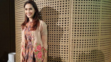 Maudy Koesnaedi