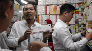 Polisi dan BPOM Sidak Obat Kedaluwarsa