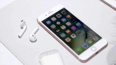 iPhone 7 dengan Air Pods