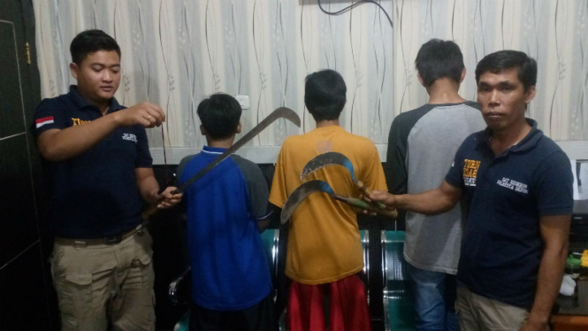 Polisi tangkap sejumlah anggota geng motor yang meresahkan masyarakat di Depok beberapa waktu lalu.