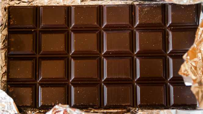 Cokelat batang.