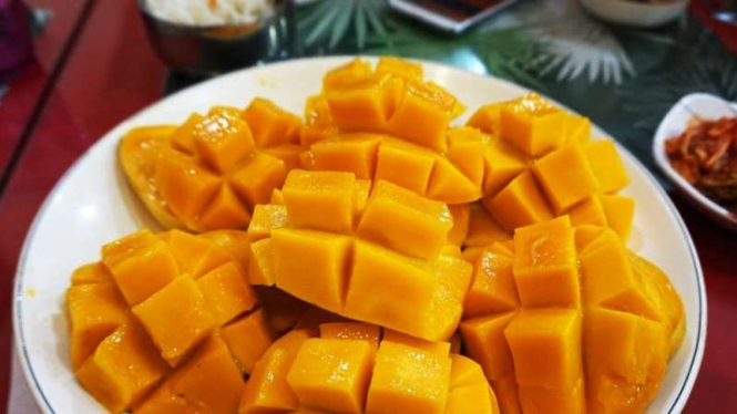 Buah mangga.