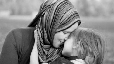 Ibu dan anak.