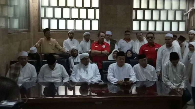 Sejumlah ulama membacakan Risalah Istiqlal di Masjid Istiqlal, 18 September 2016.