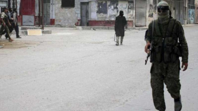 Anggota sempalan Al-Qaeda.