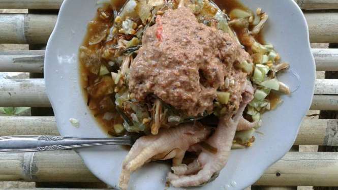 Soto Rujak khas Sumenep, Madura, Jawa Timur.