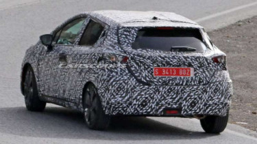 Nissan March terbaru.