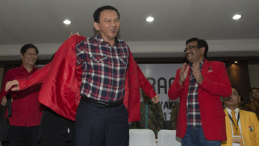 Ahok dan Djarot Daftar ke KPUD