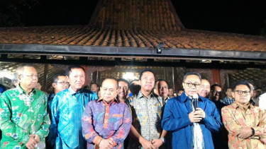 Koalisi Cikeas saat menggelar konferensi pers.